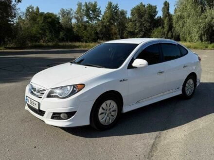 Білий Хендай Аванте, об'ємом двигуна 1.6 л та пробігом 228 тис. км за 7000 $, фото 1 на Automoto.ua