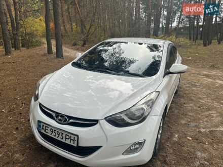 Белый Хендай Аванте, объемом двигателя 1.59 л и пробегом 232 тыс. км за 10000 $, фото 1 на Automoto.ua