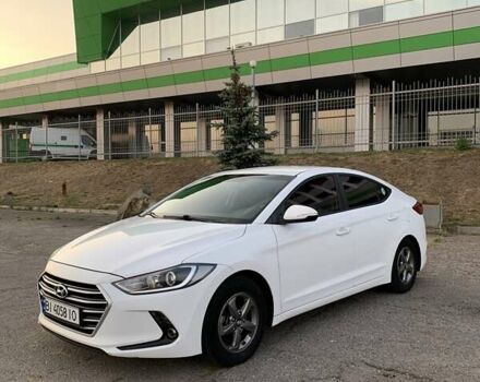 Білий Хендай Аванте, об'ємом двигуна 1.6 л та пробігом 183 тис. км за 11000 $, фото 1 на Automoto.ua