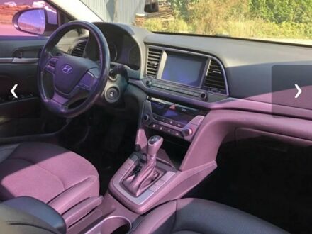 Белый Хендай Аванте, объемом двигателя 1.6 л и пробегом 153 тыс. км за 12800 $, фото 1 на Automoto.ua