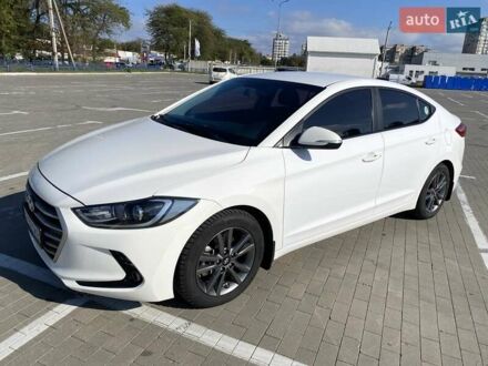 Хендай Аванте 2017 у Одесі на Automoto.ua Білий Хендай Аванте, об'ємом двигуна 0 л та пробігом 79 тис. км за 12800 $, фото 1 на Automoto.ua
