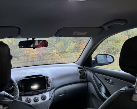 Черный Хендай Аванте, объемом двигателя 1.6 л и пробегом 154 тыс. км за 6000 $, фото 36 на Automoto.ua