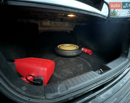 Черный Хендай Аванте, объемом двигателя 1.6 л и пробегом 154 тыс. км за 6000 $, фото 57 на Automoto.ua