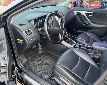 Черный Хендай Аванте, объемом двигателя 1.6 л и пробегом 138 тыс. км за 10900 $, фото 9 на Automoto.ua