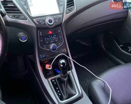 Черный Хендай Аванте, объемом двигателя 1.6 л и пробегом 138 тыс. км за 10900 $, фото 7 на Automoto.ua