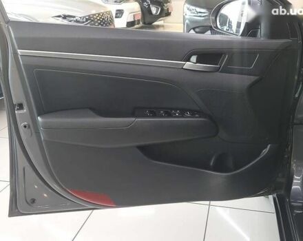 Хендай Аванте, объемом двигателя 1.6 л и пробегом 149 тыс. км за 15800 $, фото 10 на Automoto.ua