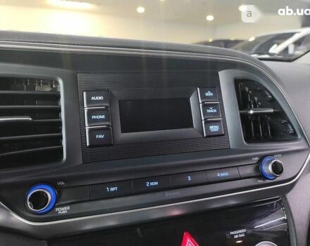 Хендай Аванте, объемом двигателя 1.6 л и пробегом 149 тыс. км за 15800 $, фото 17 на Automoto.ua