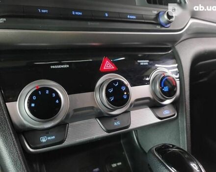 Хендай Аванте, объемом двигателя 1.6 л и пробегом 149 тыс. км за 15800 $, фото 18 на Automoto.ua