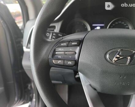 Хендай Аванте, объемом двигателя 1.6 л и пробегом 149 тыс. км за 15800 $, фото 13 на Automoto.ua