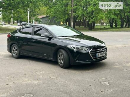 Хендай Аванте, объемом двигателя 1.58 л и пробегом 135 тыс. км за 13000 $, фото 1 на Automoto.ua