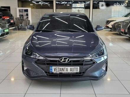 Хендай Аванте 2018 в Одессе на Automoto.ua Хендай Аванте, объемом двигателя 1.6 л и пробегом 149 тыс. км за 15800 $, фото 1 на Automoto.ua