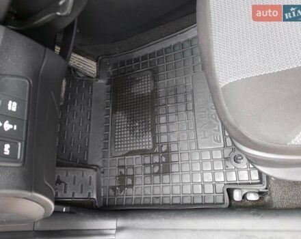 Хендай Аванте 2011 в Киеве на Automoto.ua Серый Хендай Аванте, объемом двигателя 1.6 л и пробегом 103 тыс. км за 8300 $, фото 17 на Automoto.ua