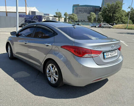 Серый Хендай Аванте, объемом двигателя 1.6 л и пробегом 186 тыс. км за 8800 $, фото 4 на Automoto.ua