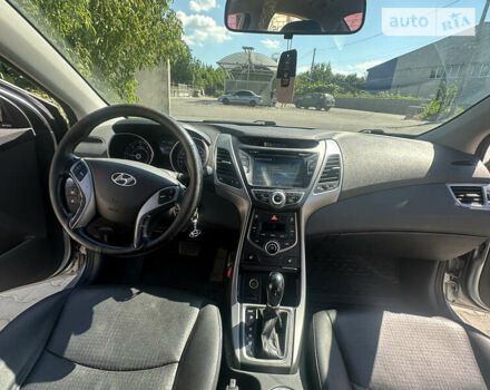 Хендай Аванте 2014 в Житомире на Automoto.ua Серый Хендай Аванте, объемом двигателя 1.58 л и пробегом 249 тыс. км за 8600 $, фото 6 на Automoto.ua