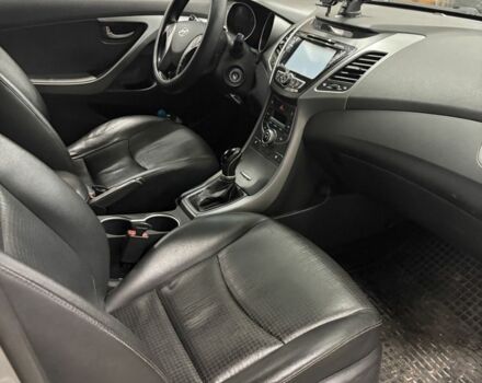 Серый Хендай Аванте, объемом двигателя 1.6 л и пробегом 216 тыс. км за 7900 $, фото 5 на Automoto.ua