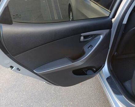 Сірий Хендай Аванте, об'ємом двигуна 1.59 л та пробігом 235 тис. км за 9000 $, фото 11 на Automoto.ua