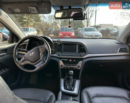 Серый Хендай Аванте, объемом двигателя 1.6 л и пробегом 185 тыс. км за 11800 $, фото 20 на Automoto.ua