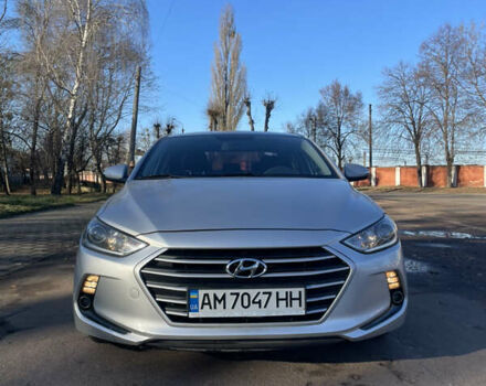 Сірий Хендай Аванте, об'ємом двигуна 1.6 л та пробігом 159 тис. км за 9700 $, фото 1 на Automoto.ua