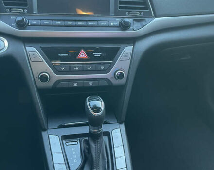 Сірий Хендай Аванте, об'ємом двигуна 1.6 л та пробігом 159 тис. км за 9700 $, фото 11 на Automoto.ua