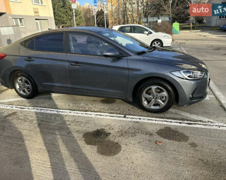 Серый Хендай Аванте, объемом двигателя 1.6 л и пробегом 185 тыс. км за 11800 $, фото 3 на Automoto.ua