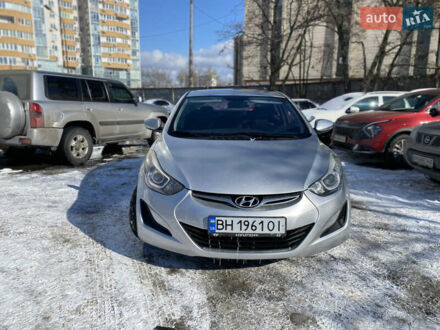 Хендай Аванте 2014 у Києві на Automoto.ua Сірий Хендай Аванте, об'ємом двигуна 1.6 л та пробігом 291 тис. км за 6900 $, фото 1 на Automoto.ua