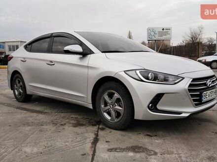 Хендай Аванте 2016 в Первомайске на Automoto.ua Серый Хендай Аванте, объемом двигателя 1.6 л и пробегом 266 тыс. км за 9500 $, фото 1 на Automoto.ua