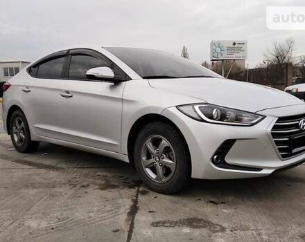 Серый Хендай Аванте, объемом двигателя 1.6 л и пробегом 266 тыс. км за 9500 $, фото 1 на Automoto.ua