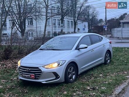 Серый Хендай Аванте, объемом двигателя 1.6 л и пробегом 189 тыс. км за 11690 $, фото 1 на Automoto.ua