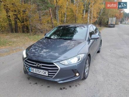 Хендай Аванте 2016 у Києві на Automoto.ua Сірий Хендай Аванте, об'ємом двигуна 1.59 л та пробігом 230 тис. км за 10500 $, фото 1 на Automoto.ua