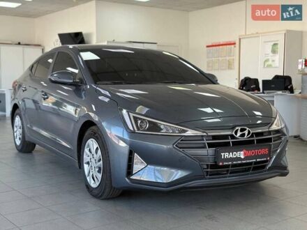 Сірий Хендай Аванте, об'ємом двигуна 1.6 л та пробігом 98 тис. км за 14990 $, фото 1 на Automoto.ua