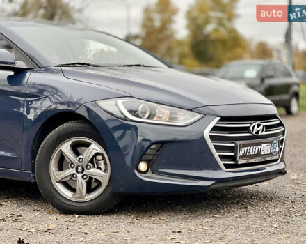 Синій Хендай Аванте, об'ємом двигуна 1.6 л та пробігом 231 тис. км за 12300 $, фото 8 на Automoto.ua