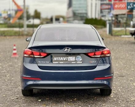 Синий Хендай Аванте, объемом двигателя 1.6 л и пробегом 231 тыс. км за 11900 $, фото 4 на Automoto.ua