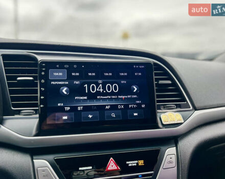 Синій Хендай Аванте, об'ємом двигуна 1.6 л та пробігом 231 тис. км за 12300 $, фото 19 на Automoto.ua