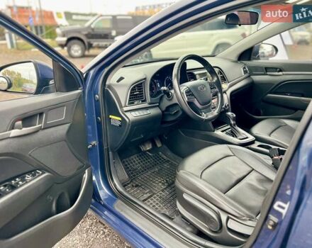 Синий Хендай Аванте, объемом двигателя 1.6 л и пробегом 231 тыс. км за 11900 $, фото 14 на Automoto.ua