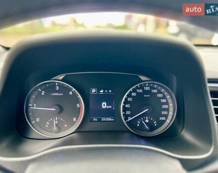 Синий Хендай Аванте, объемом двигателя 1.6 л и пробегом 231 тыс. км за 11900 $, фото 26 на Automoto.ua