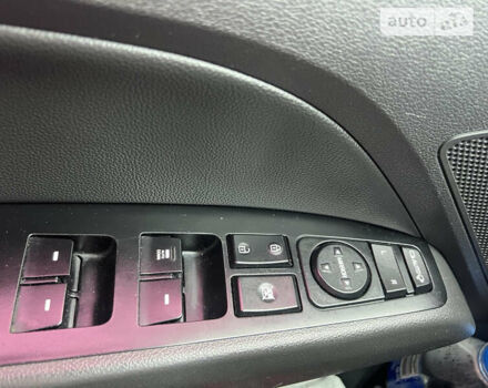 Синий Хендай Аванте, объемом двигателя 1.6 л и пробегом 130 тыс. км за 11500 $, фото 8 на Automoto.ua