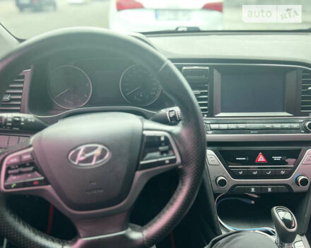 Синий Хендай Аванте, объемом двигателя 1.6 л и пробегом 130 тыс. км за 11500 $, фото 12 на Automoto.ua