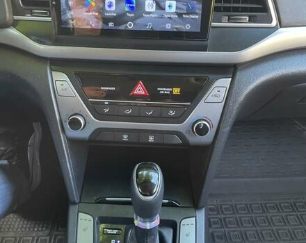 Синий Хендай Аванте, объемом двигателя 1.6 л и пробегом 160 тыс. км за 11999 $, фото 11 на Automoto.ua