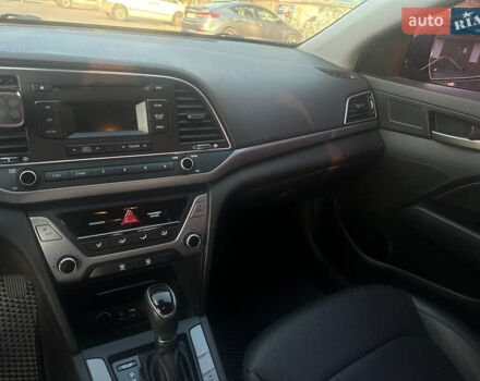 Синий Хендай Аванте, объемом двигателя 1.58 л и пробегом 160 тыс. км за 10300 $, фото 9 на Automoto.ua