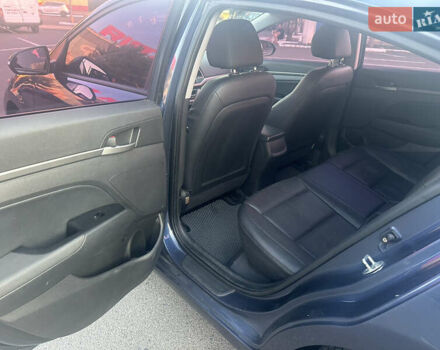 Синий Хендай Аванте, объемом двигателя 1.58 л и пробегом 160 тыс. км за 10300 $, фото 15 на Automoto.ua