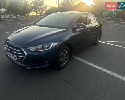 Синий Хендай Аванте, объемом двигателя 1.58 л и пробегом 160 тыс. км за 10300 $, фото 2 на Automoto.ua
