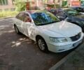 Белый Хендай Азера, объемом двигателя 2.7 л и пробегом 208 тыс. км за 5800 $, фото 1 на Automoto.ua