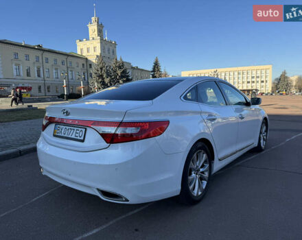 Белый Хендай Азера, объемом двигателя 3 л и пробегом 178 тыс. км за 9899 $, фото 23 на Automoto.ua