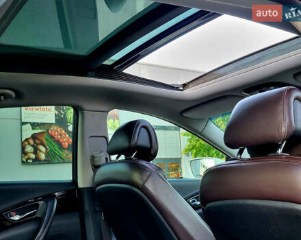 Белый Хендай Азера, объемом двигателя 3 л и пробегом 167 тыс. км за 9900 $, фото 27 на Automoto.ua