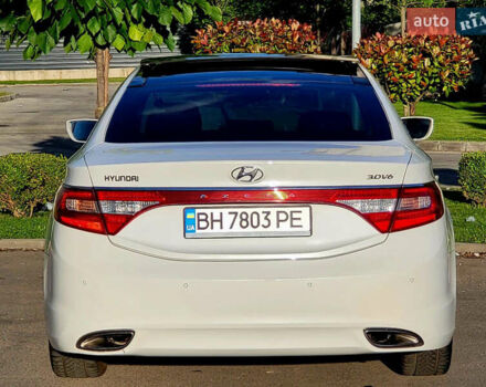 Белый Хендай Азера, объемом двигателя 3 л и пробегом 167 тыс. км за 9900 $, фото 10 на Automoto.ua