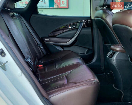 Белый Хендай Азера, объемом двигателя 3 л и пробегом 167 тыс. км за 9900 $, фото 26 на Automoto.ua