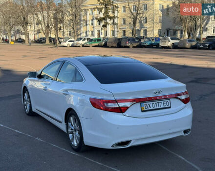 Белый Хендай Азера, объемом двигателя 3 л и пробегом 178 тыс. км за 9899 $, фото 18 на Automoto.ua