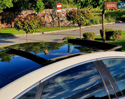 Белый Хендай Азера, объемом двигателя 3 л и пробегом 167 тыс. км за 9900 $, фото 16 на Automoto.ua