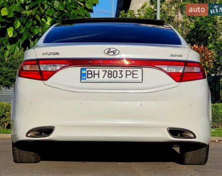 Белый Хендай Азера, объемом двигателя 3 л и пробегом 167 тыс. км за 9900 $, фото 11 на Automoto.ua