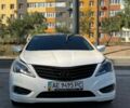 Белый Хендай Азера, объемом двигателя 3 л и пробегом 205 тыс. км за 11000 $, фото 18 на Automoto.ua